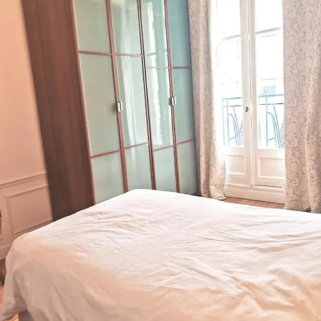 Grand Appartement Vue Tour Effel Paris Exterior photo
