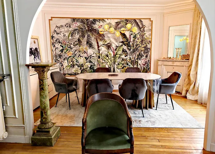 Grand Appartement Vue Tour Effel